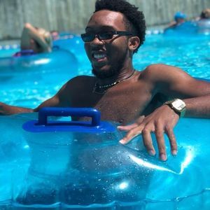 Meet your Posher, Andre